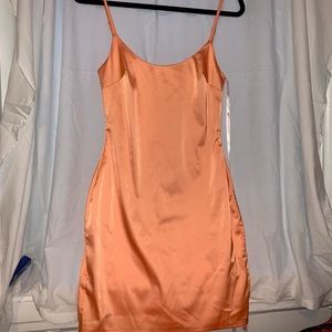 MISSGUIDED US SIZE 4  [NEVER WORN]
- Salmon Color
- Little | Night Dress 🎀🧡